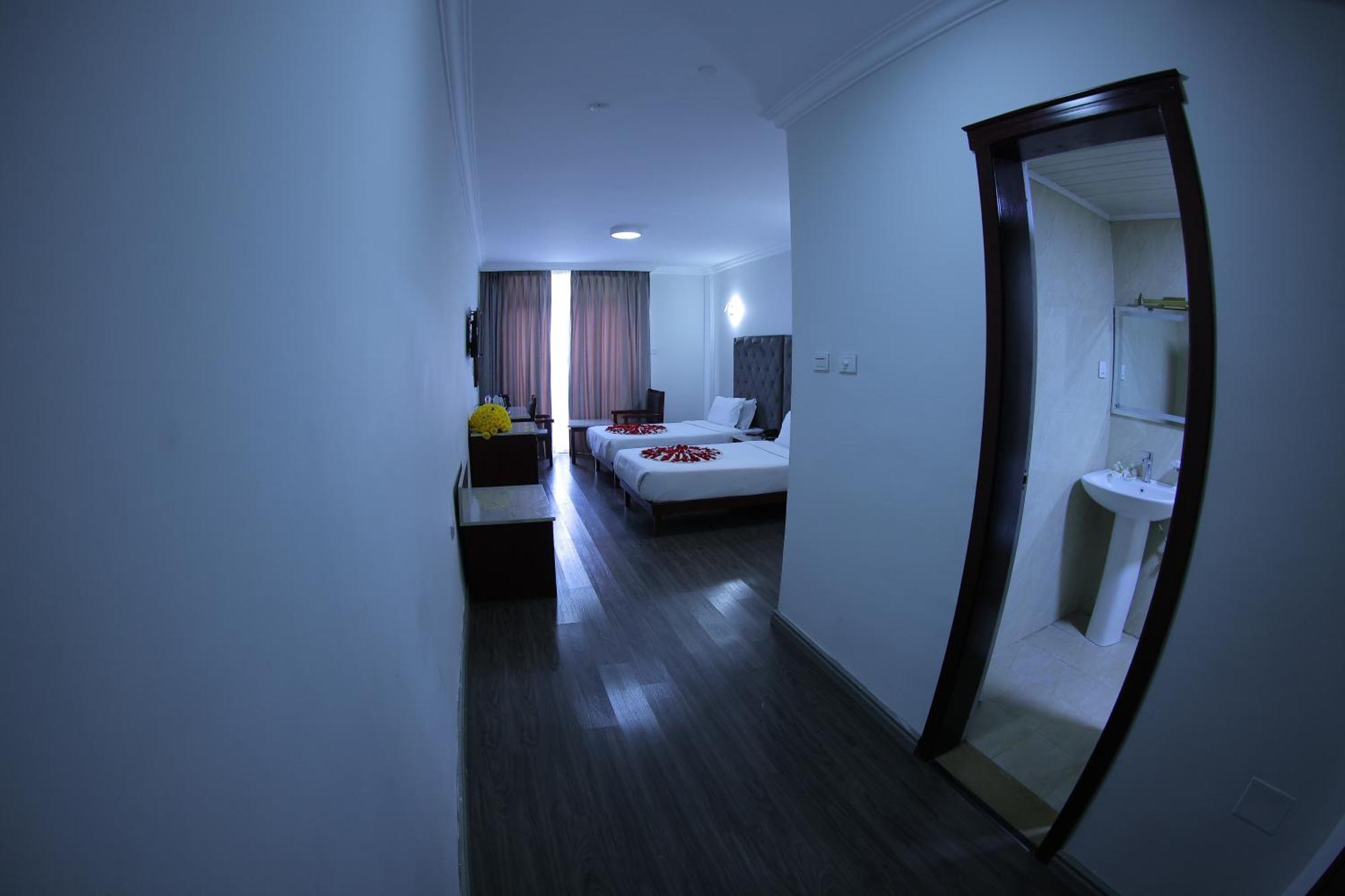 Trinity Hotel Addis Abeba Zewnętrze zdjęcie
