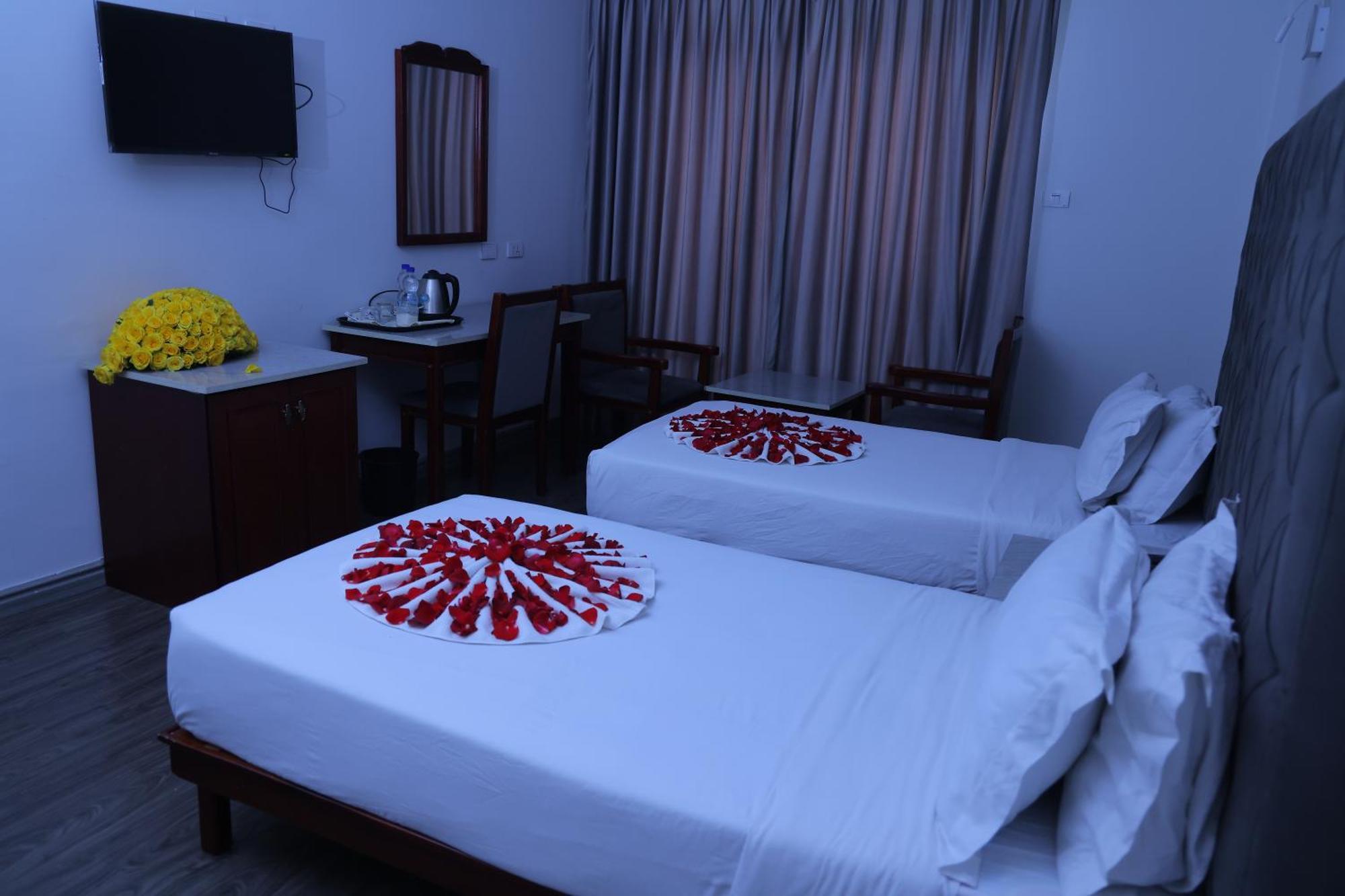 Trinity Hotel Addis Abeba Zewnętrze zdjęcie
