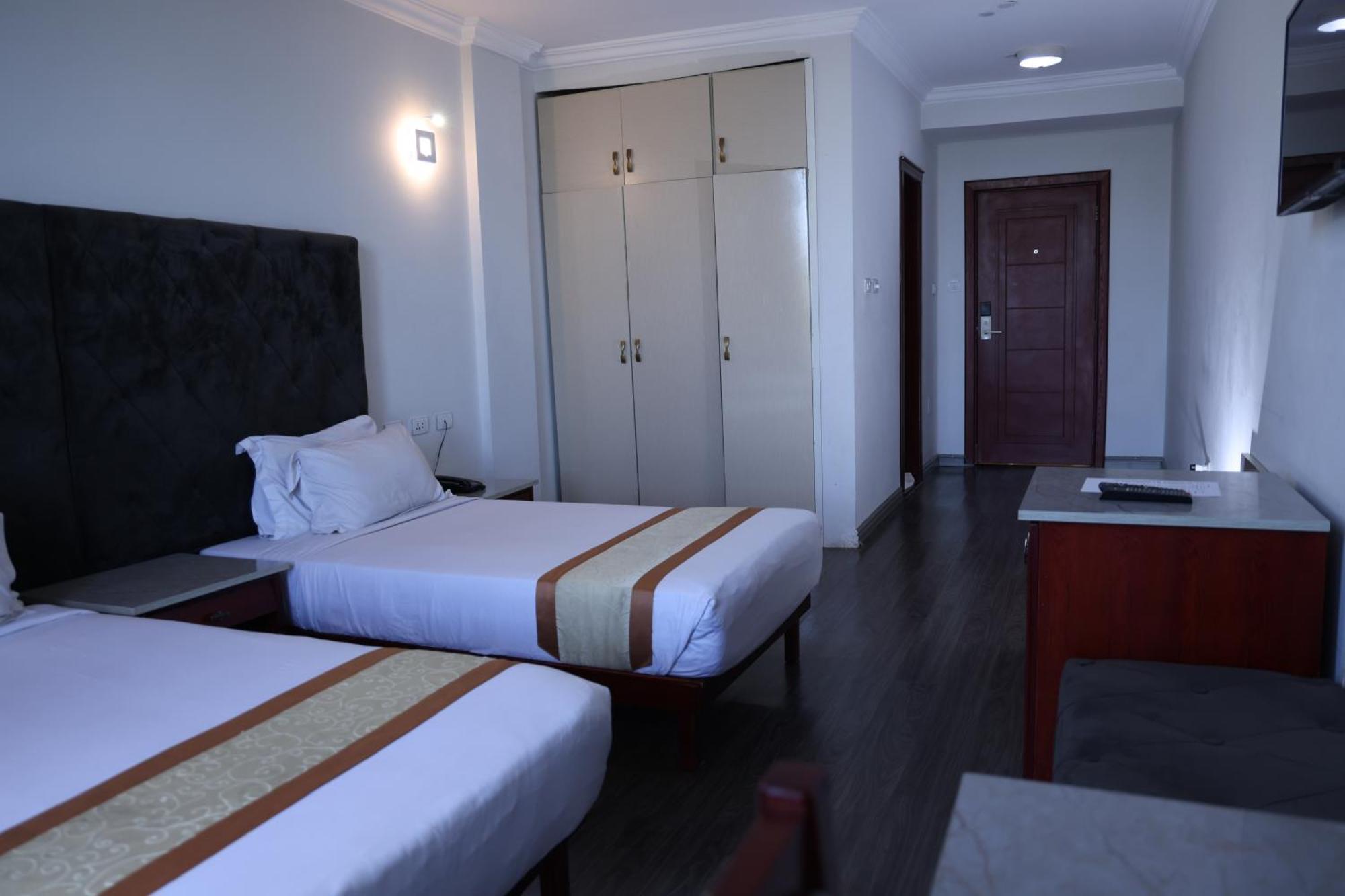 Trinity Hotel Addis Abeba Zewnętrze zdjęcie