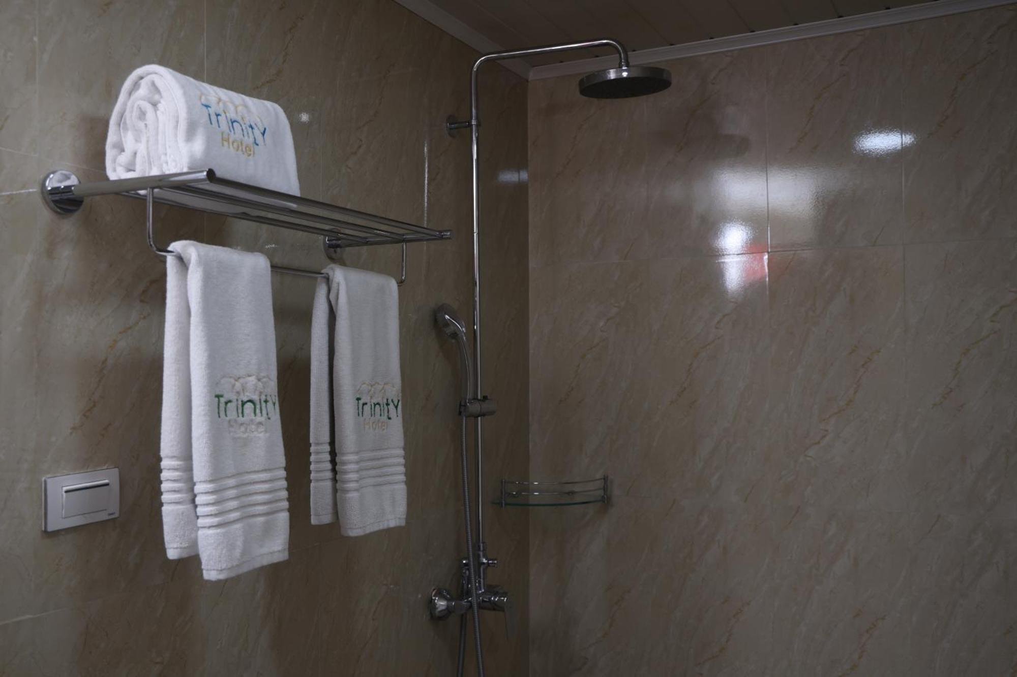 Trinity Hotel Addis Abeba Zewnętrze zdjęcie