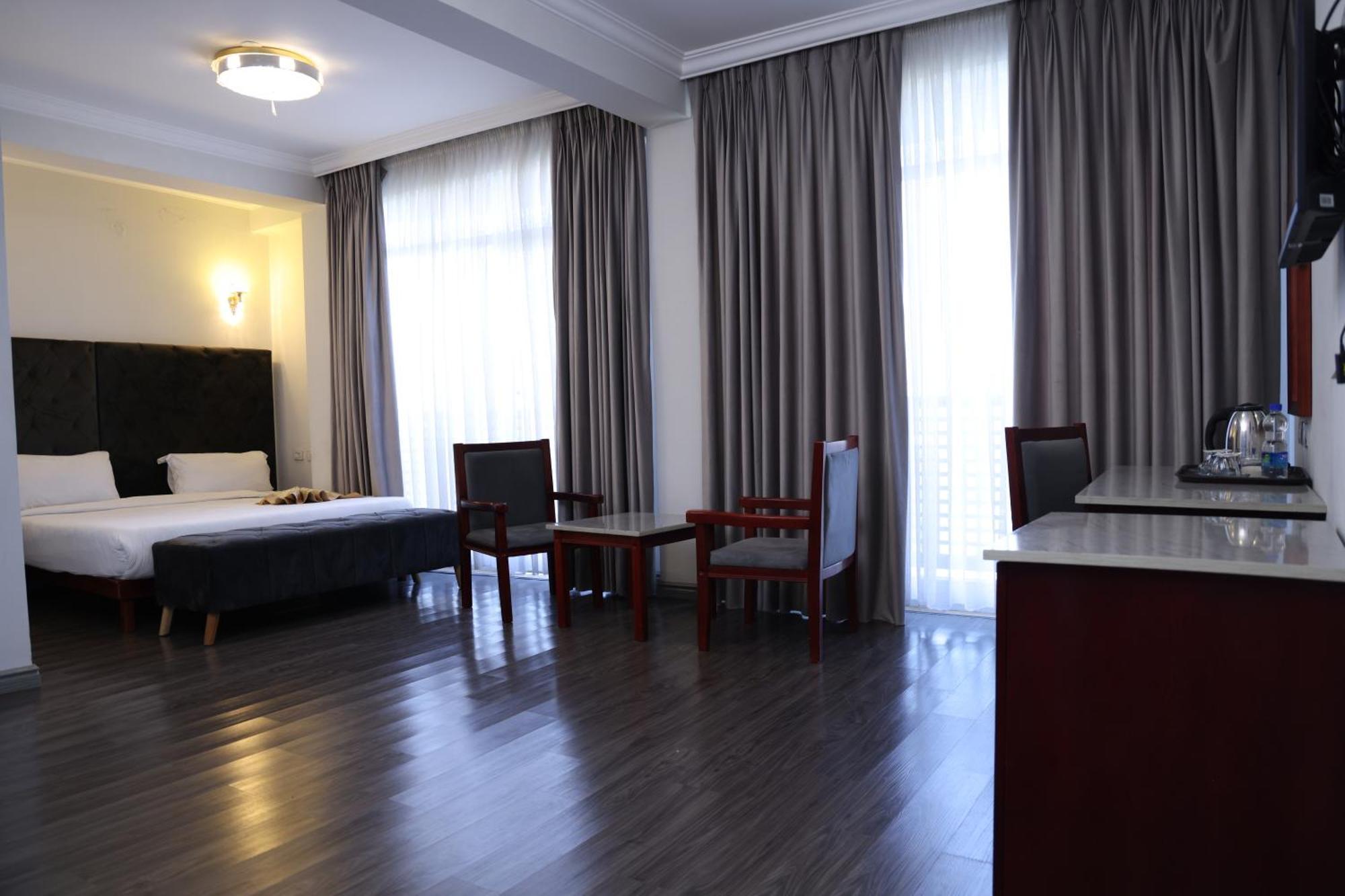 Trinity Hotel Addis Abeba Zewnętrze zdjęcie