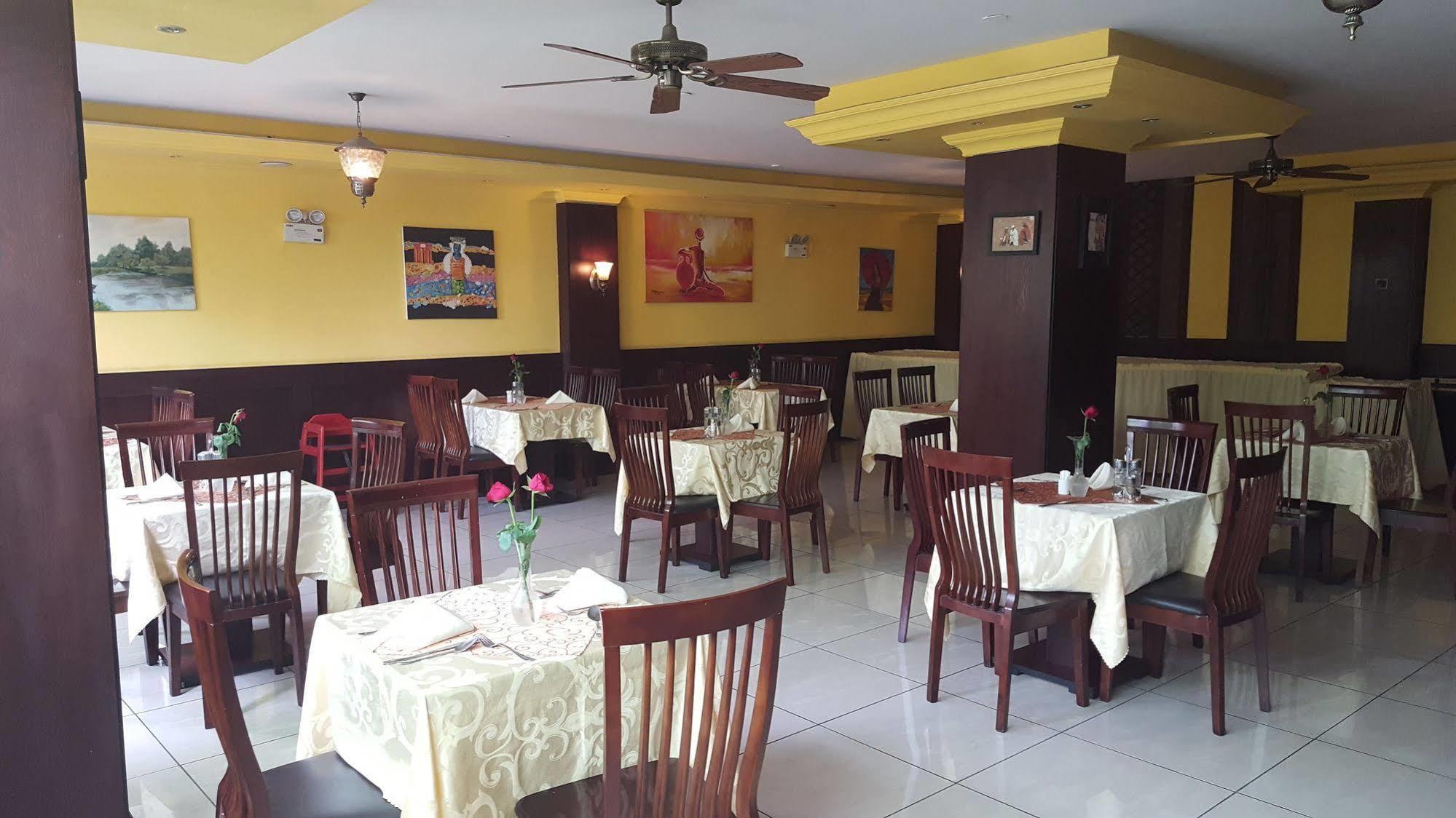 Trinity Hotel Addis Abeba Zewnętrze zdjęcie