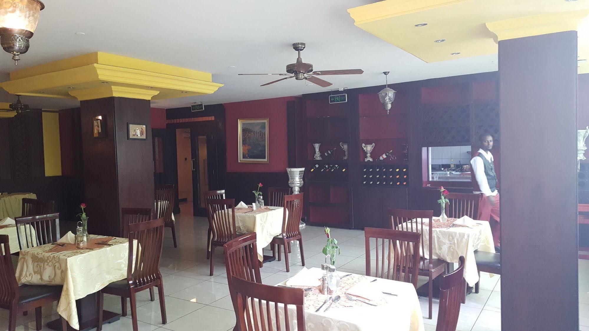 Trinity Hotel Addis Abeba Zewnętrze zdjęcie